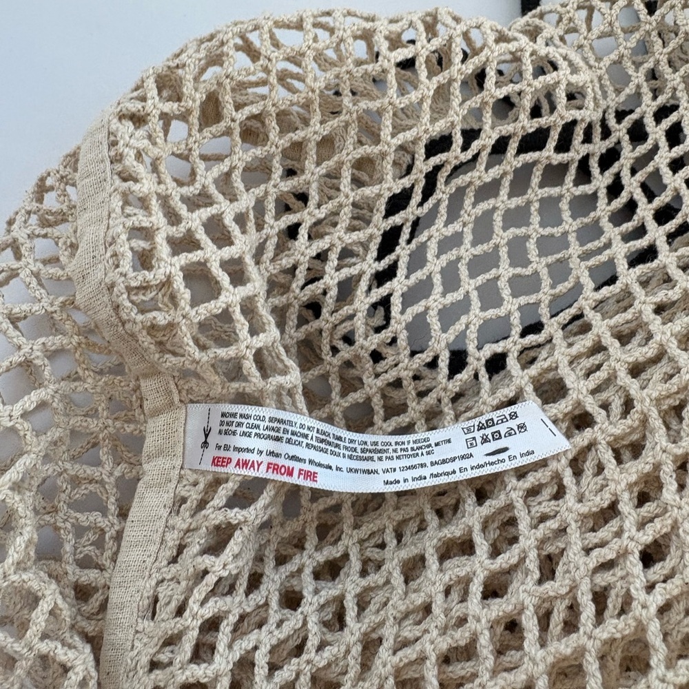 NWOT Urban Outfitters To-Go Colorblock Market Bag - Picture 11 of 11